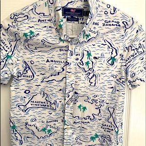 Boys vineyard vine short sleeve button down size 7